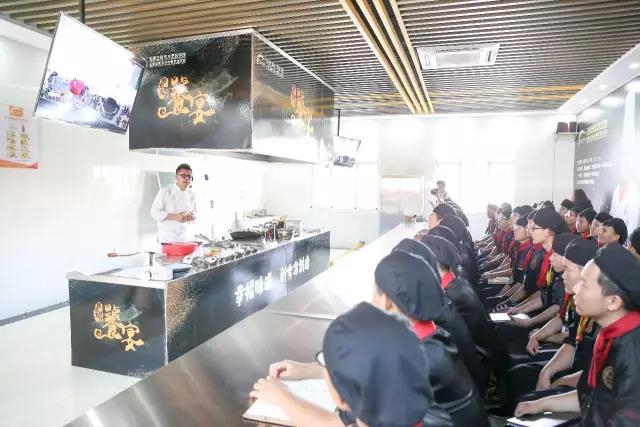 新东方烹饪技校需要多少学费