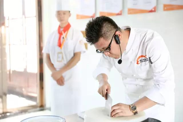 新东方烹饪技校吗
