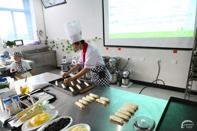 安徽新东方厨师学校