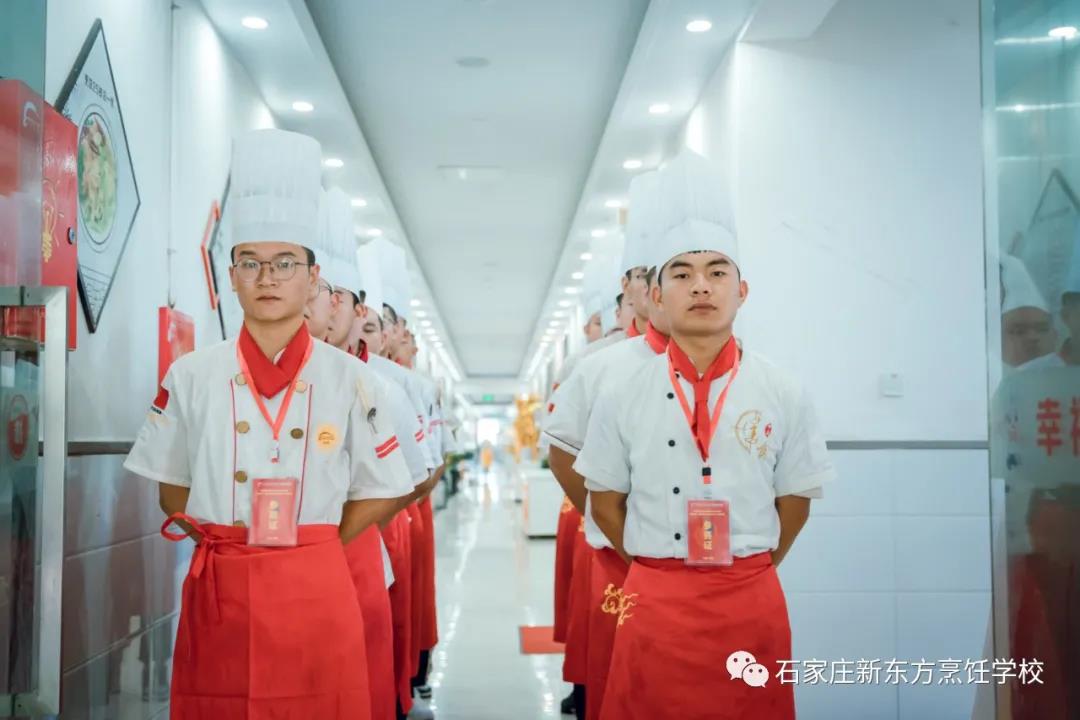 ‘’第七届烹饪技能火热进行中，为中餐学子的精湛技艺点赞吧！